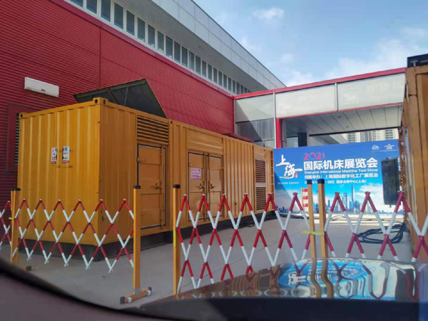 润州出租发电机-柴油发电机和汽油发电机哪个更好一些？