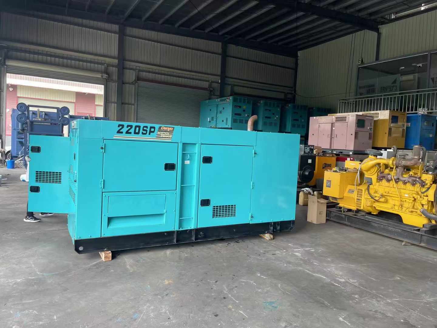 润州800kW 柴油发电机的输出电流波动范围是多少?