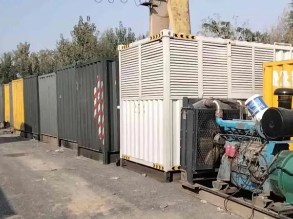 润州200KW柴油发电机机组每小时油耗是多少？